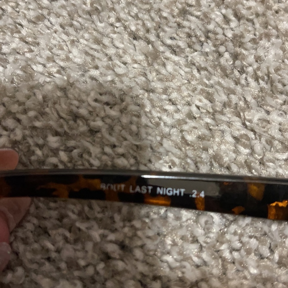 QUAY SUNGLASS - Picture 4 of 4